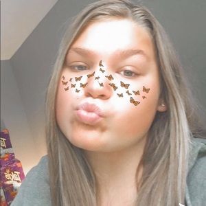 Meet your Posher, Kayli